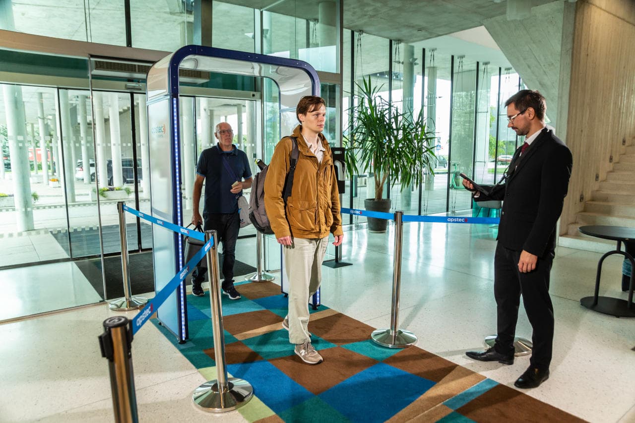 A QUANTUM LEAP IN SECURITY SCREENING